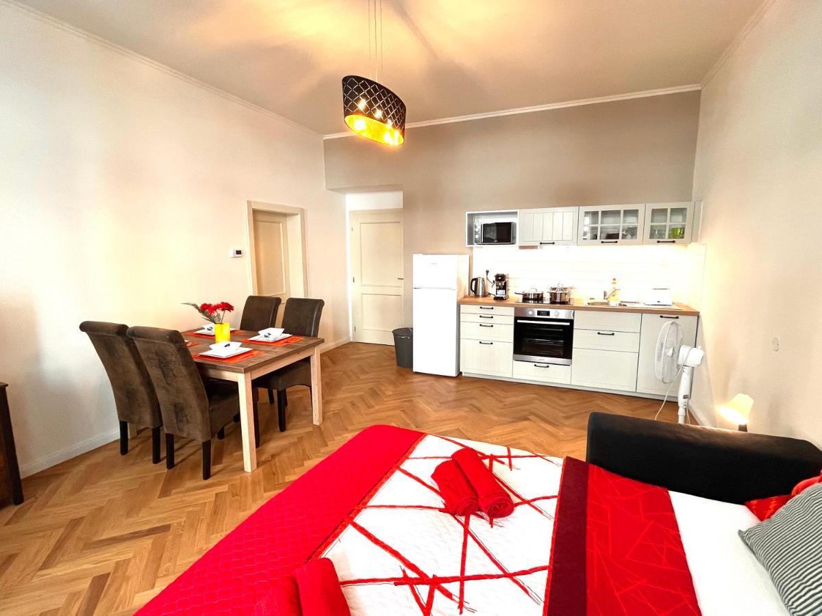 Apartamento Cute Zborovska *